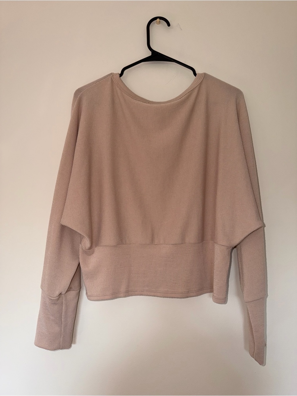 Tres Bien Boxy Long-Sleeve Ribbed Top in Dusty Blush Pink